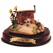 Disney Fine Art - Three Little Pigs Fiddler Pig Stick House By WDCC Disney Classics