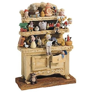 WDCC Disney Classics_Pinocchio Geppetto's Toy Creations (hutch) Geppetto's Toy Creations