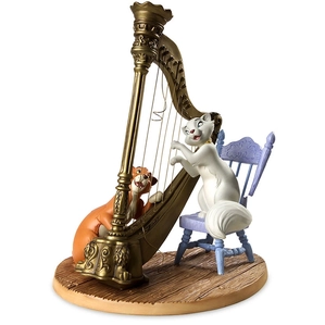 WDCC Disney Classics_The Aristocats Duchess And Omalley Plucking The Heart Strings