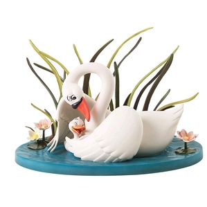 WDCC Disney Classics_The Ugly Duckling And Mother A Loving Embrace