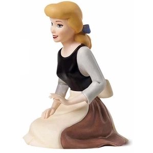 WDCC Disney Classics_Cinderella Wistful Dreamer