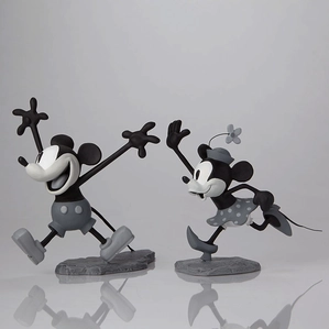 Walt Disney Archives_Mickey and Minnie B/W Maquettes